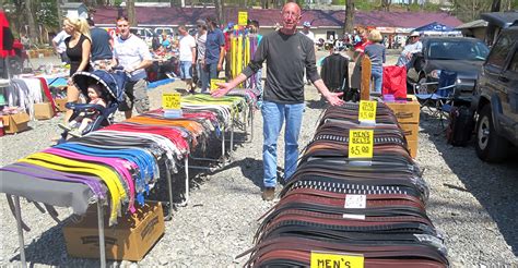 Willow glen flea market - Jun 11, 2021 - Whether you're looking for something in particular or just enjoy browsing for hidden treasures, you'll love nine of the best flea markets in Pennsylvania.